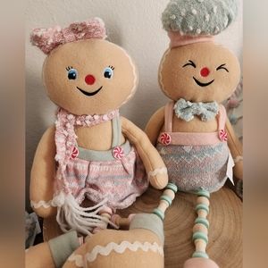 Pastel Gingerbread Couple